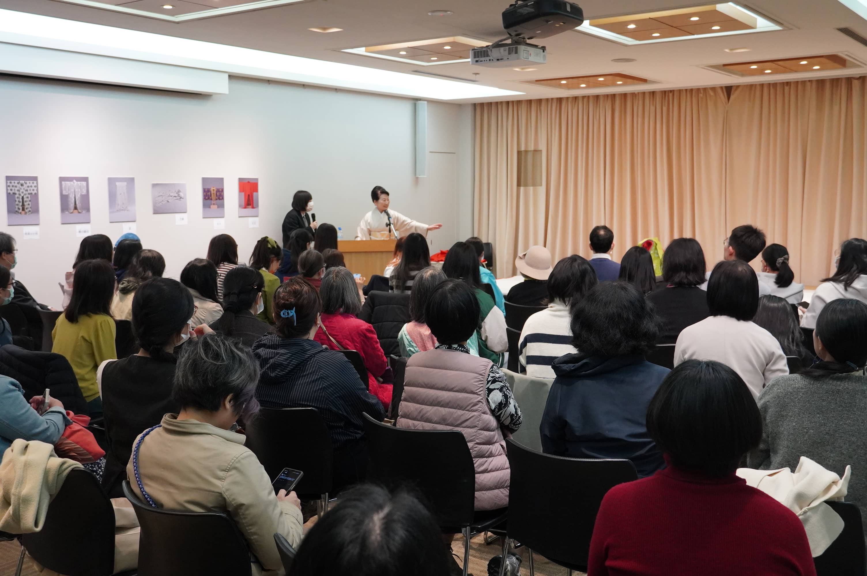 十二単（じゅうにひとえ）台湾公演2